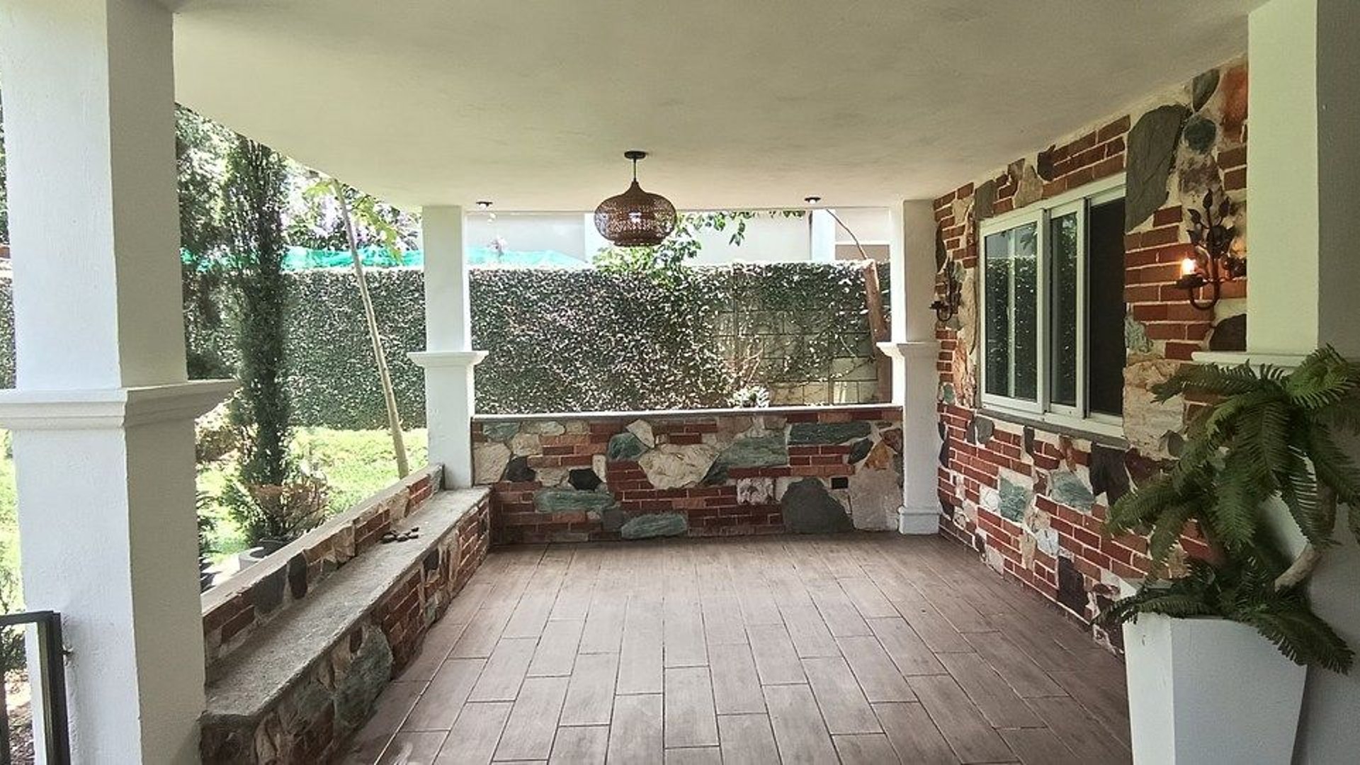 Casa en VENTA  en La Fontana Carretera a El Salvador - Miniatura 3
