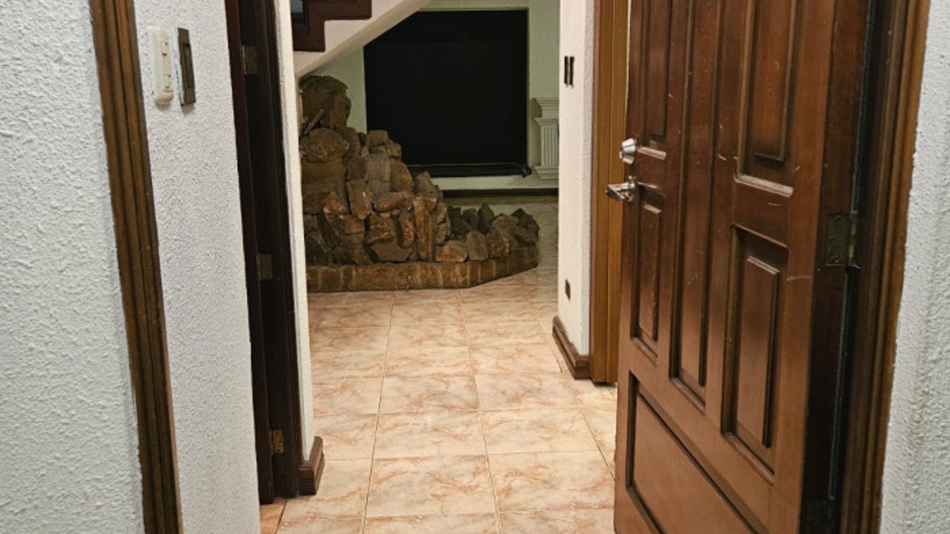 Casa en alquiler en zona 11 las charcas Guatemala