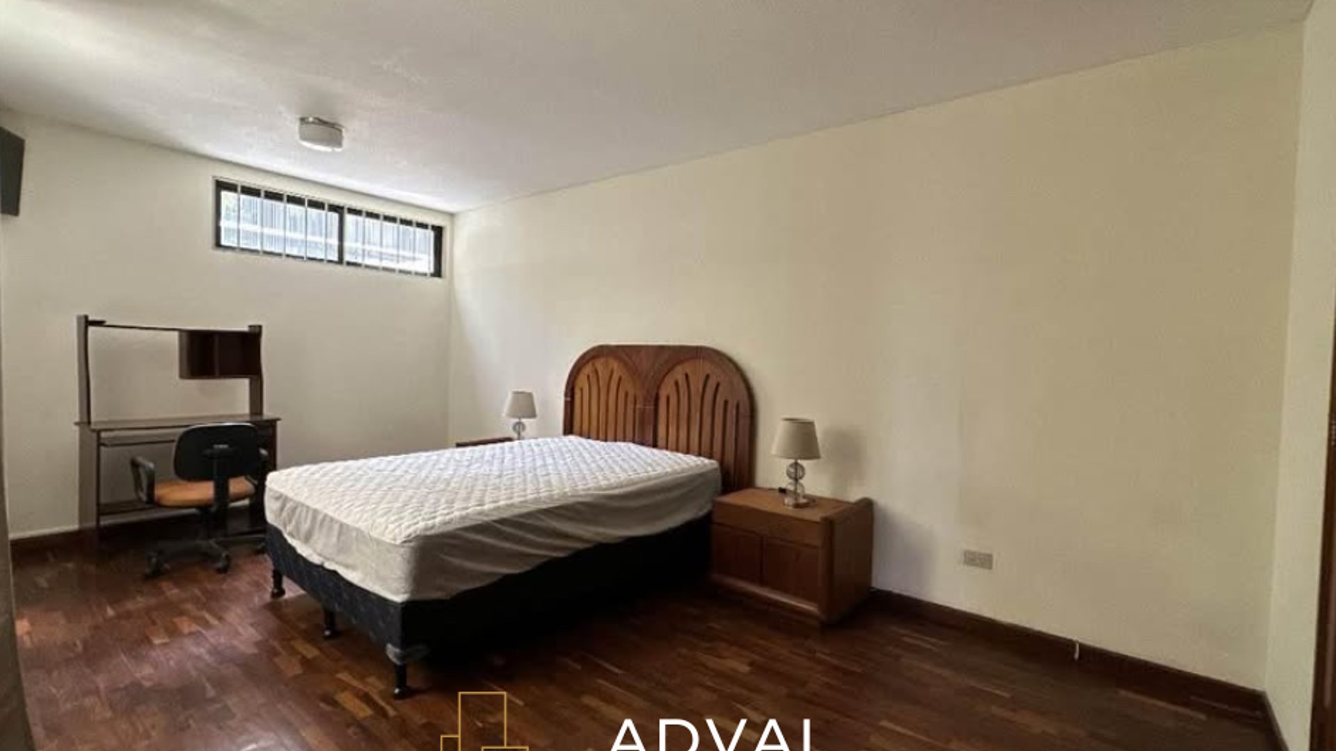 Casa en renta Zona 4 excelente ubicación. - Miniatura 3