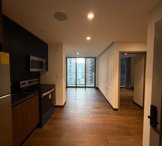 Apartamento de 1 habitación nuevo en renta en zona 10.