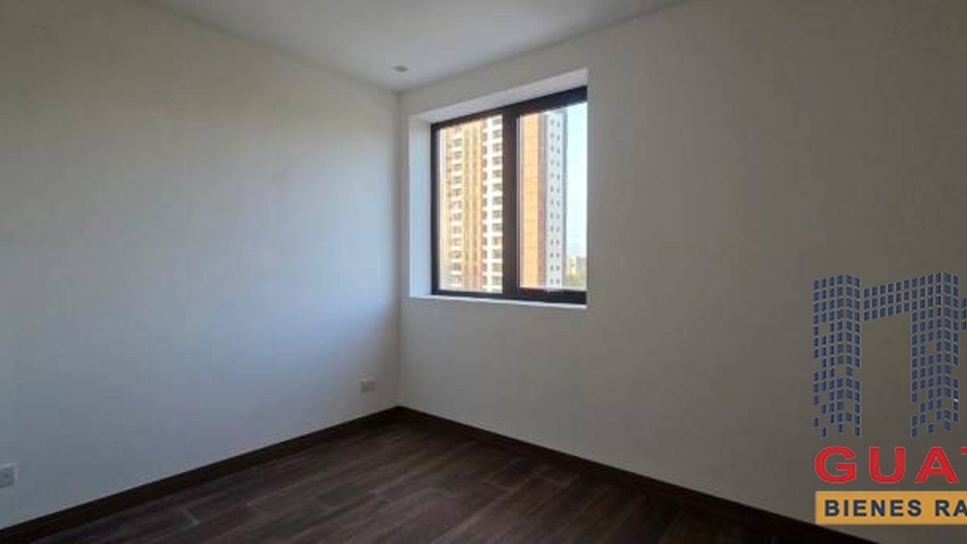Apartamento en Venta, Zona 15 (V10114) - Miniatura 4