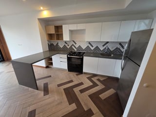 Apartamento en renta - 2 habitaciones con gimnasio en zona 16 Ref-5767 - 2