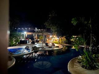 Casa, rancho y bungalows frente al río – Río Dulce - Image 13