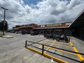 LOCAL DE 60M2 EN DELTA BARCENAS - 3