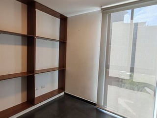 Apartamento en Venta Edificio Mariscal Uno Uno Zona 11 - Image 20