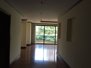 Apartamento 4 habitaciones en renta San Ángel zona 14 - 3