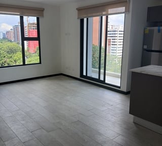 Vendo - Alquilo zona 13 Apartamento Edificio Verdu con 3 dormitorioas