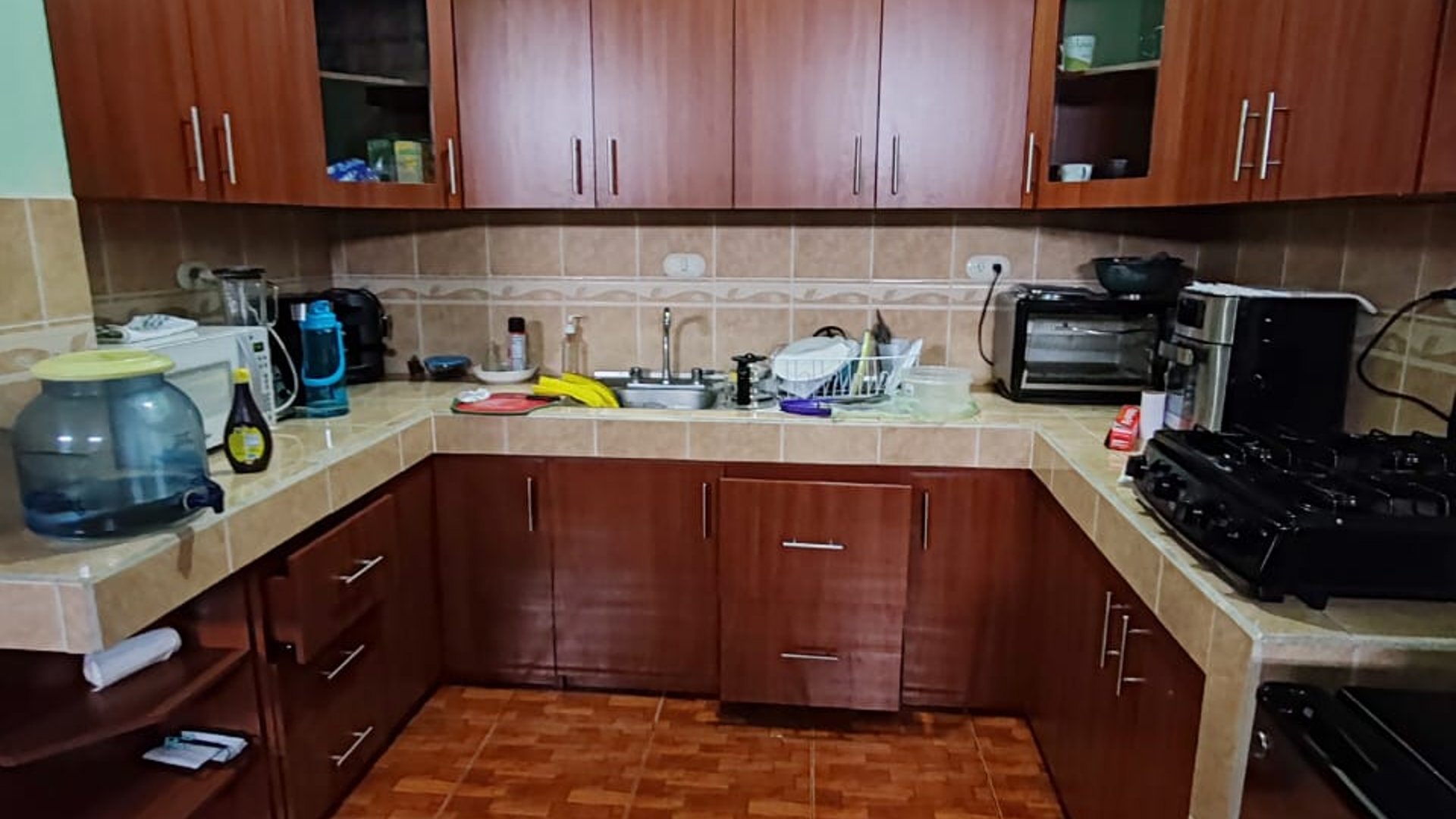 Edificio en renta o venta, sobre Calzada San Juan - Miniatura 16