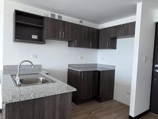 APARTAMENTO EN VENTA – EDIFICIO PETÁPOLIS, ZONA 12 - 2