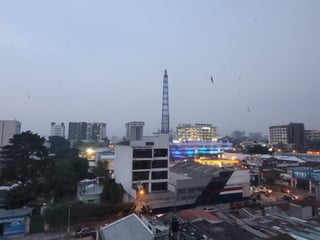 Oficinas en renta sobre 6ª Avenida Zona 9 - 3