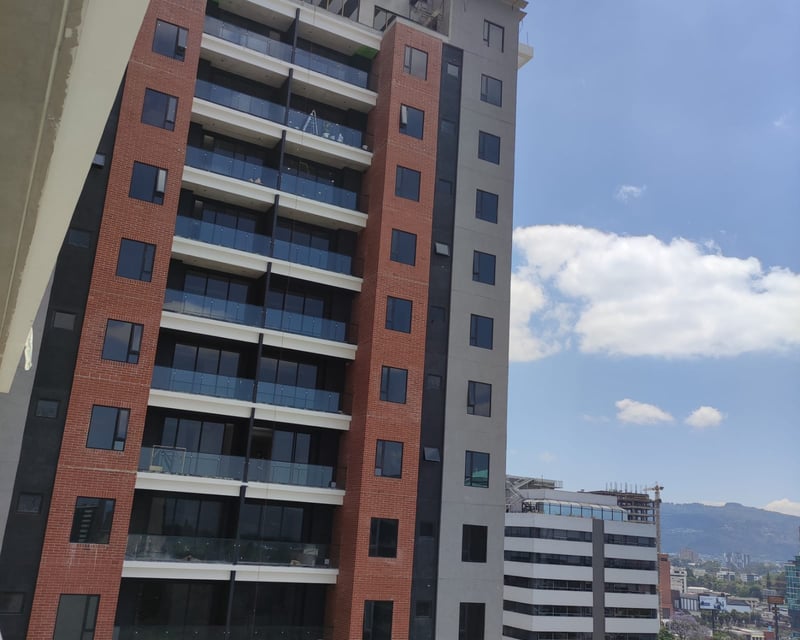 📍 APARTAMENTO EN VENTA – EDIFICIO FERRÉ DIEZ | ZONA 10