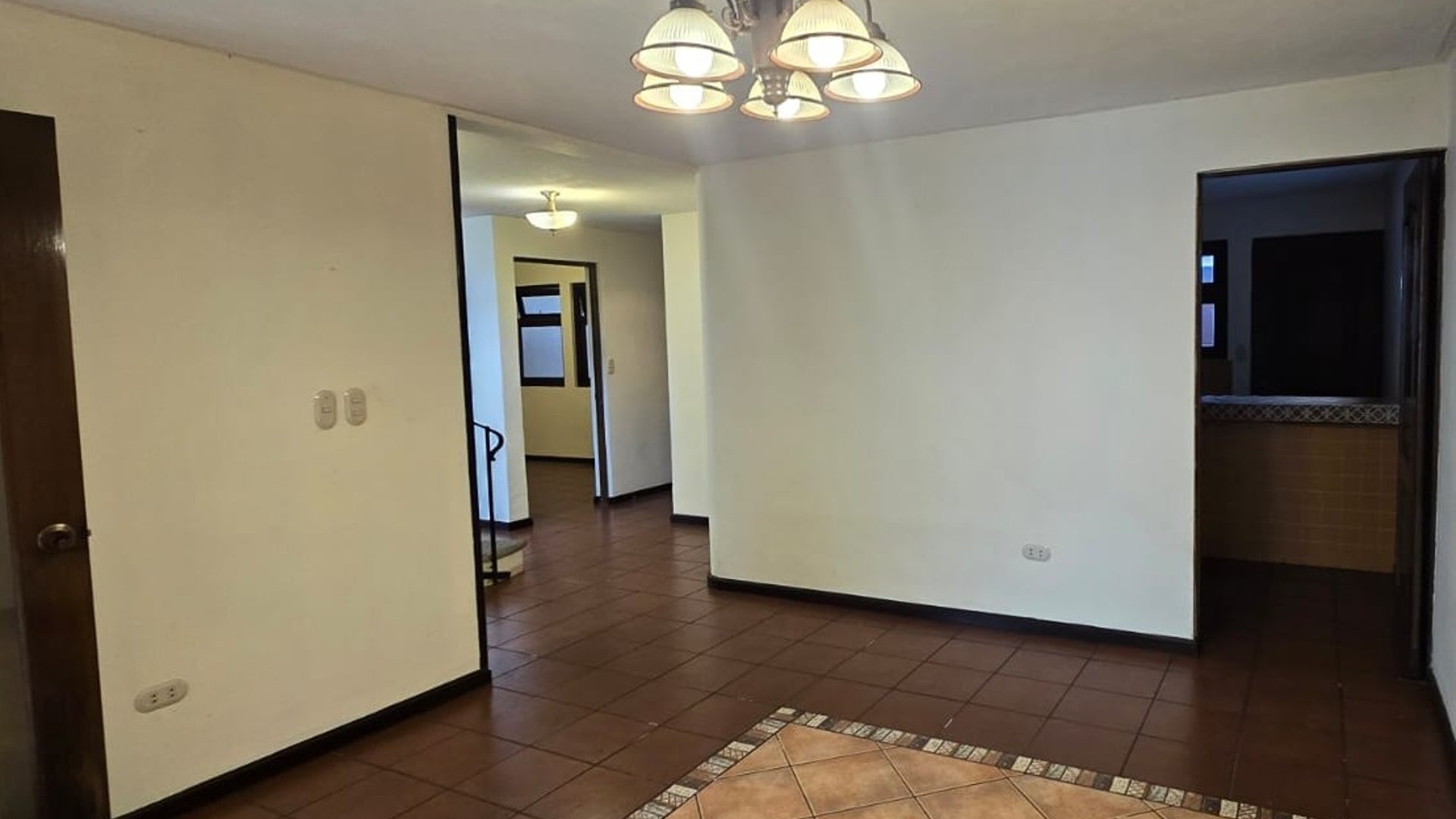 Casa en renta dentro de condominio tipo colonial - Km 18.5 Ref-6059