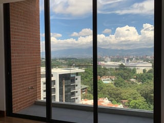 Apartamento en Venta Edificio Ápice 2, zona 15 VH2 Guatemala - 5