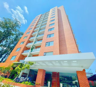 Apartamento en Edificio Lucca, zona 10