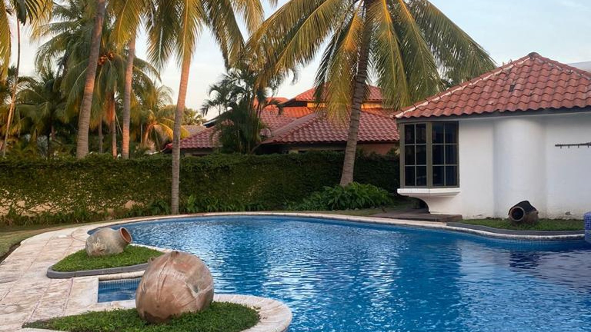 PUNTA VELAS CASA EN VENTA - Miniatura 3