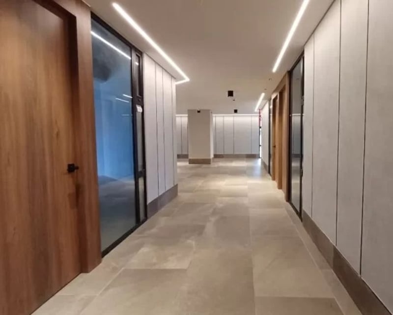 OFICINA EN RENTA | VILAFLOR, CAES | OBRA GRIS