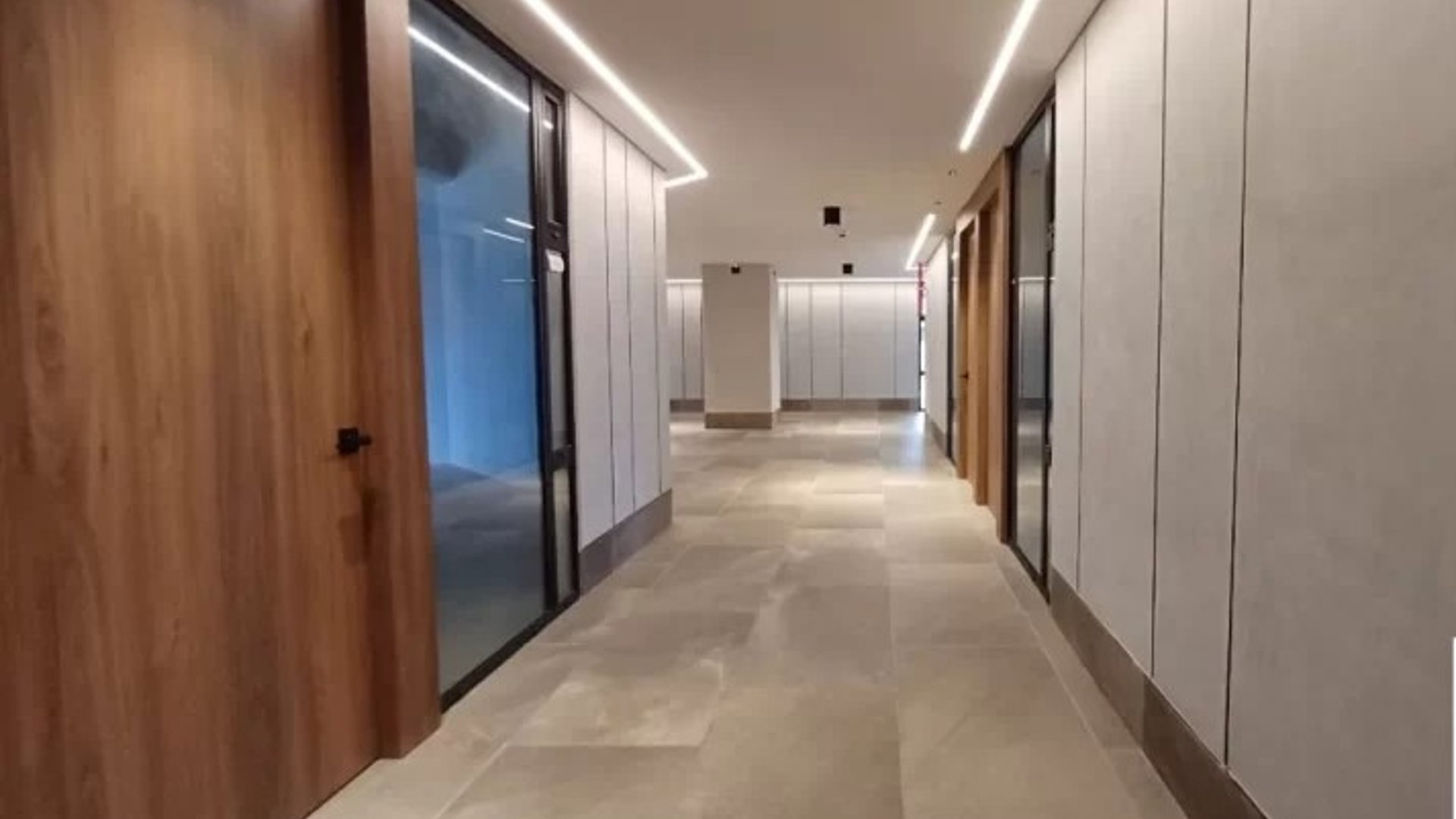 OFICINA EN RENTA | VILAFLOR, CAES | OBRA GRIS