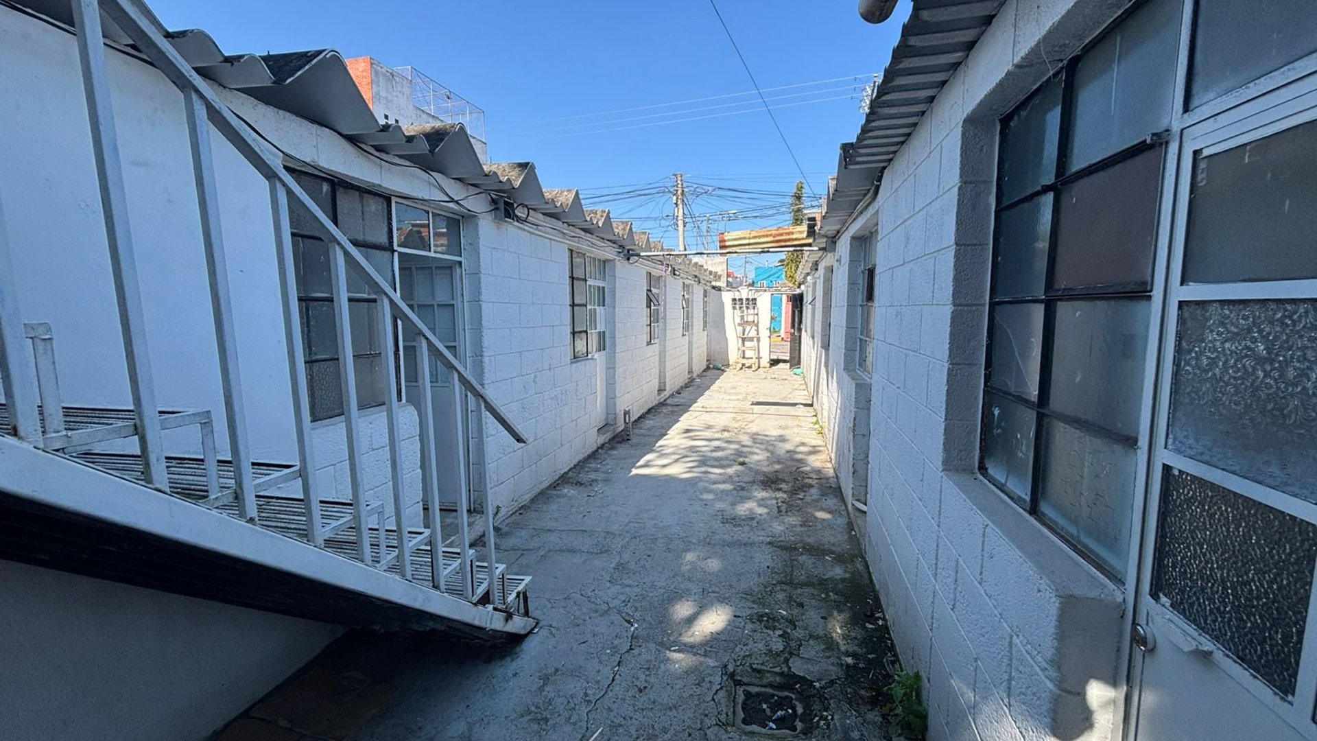 VENTA Casa para Inversión en Zona 15 El Pilar  - Miniatura 2