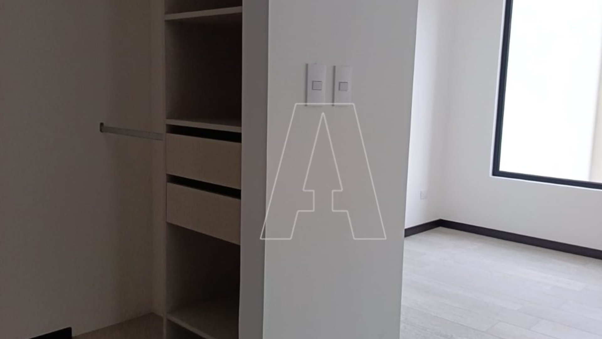 Moderno Apartamento en Renta - Zona 13, Avenida Las Américas - Miniatura 9