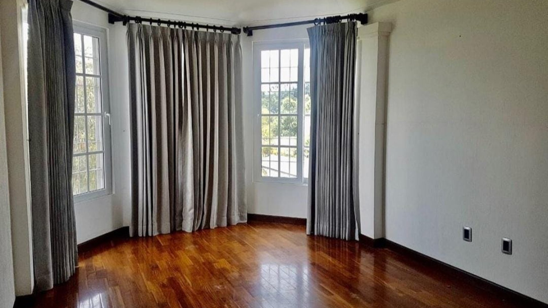 Casa en Renta y Venta zona 16 / La Montaña - Miniatura 8