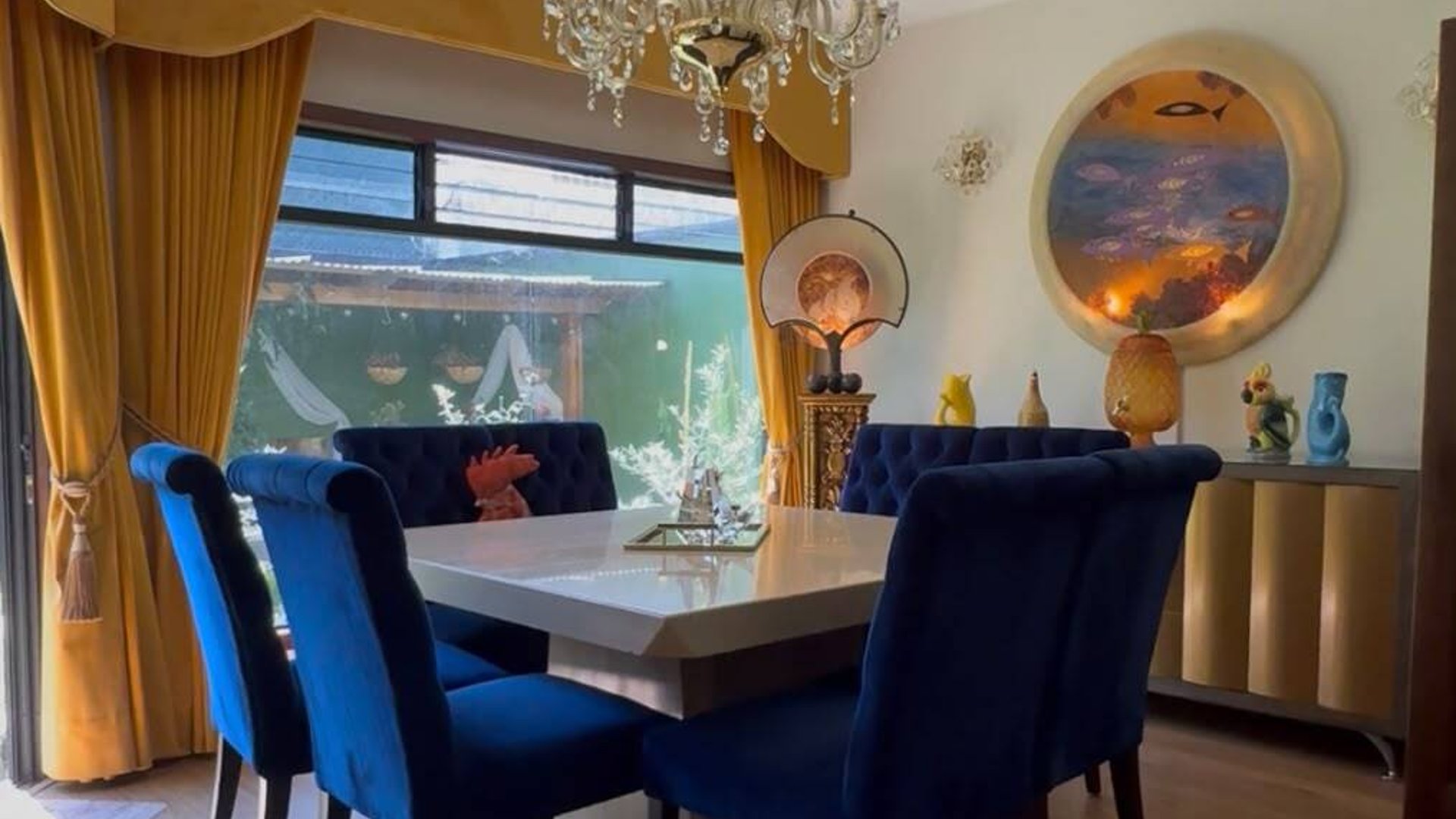 Casa en Venta de 5 Dormitorios en Carretera a el Salvador