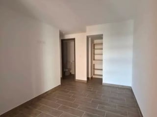 APARTAMENTO EN ALQUILER EN MODRA Z.4 - 3
