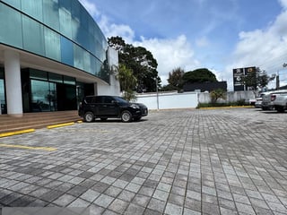 Alquiler de Edificio en Carretera Salvador - 3