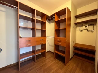 Alquiler de apartamento 2 Dormitorio Primer Nivel en Edificio Zona 13 - Image 9