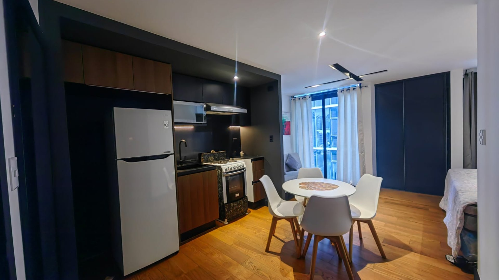 Renta de apartamento tipo loft amueblado 1 habitacion en Z11 Ref-5613