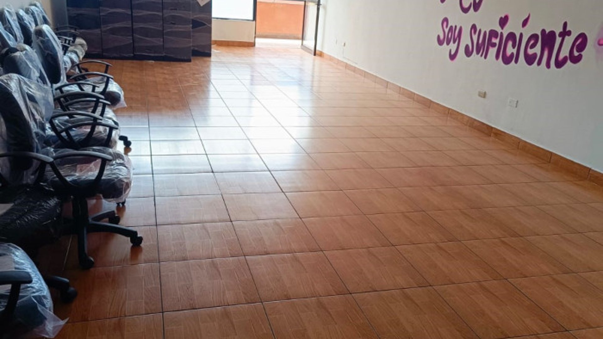 Local en Alquiler sobre avenida Petapa zona 12