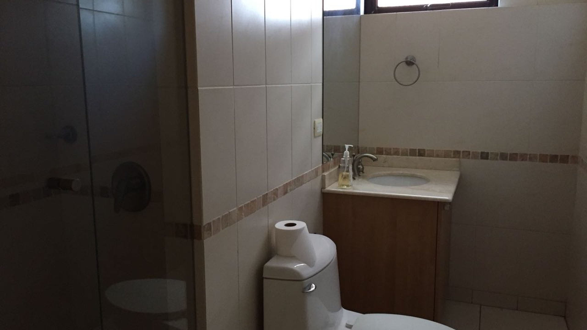 Apartamento 4 habitaciones en renta San Ángel zona 14 - Miniatura 14