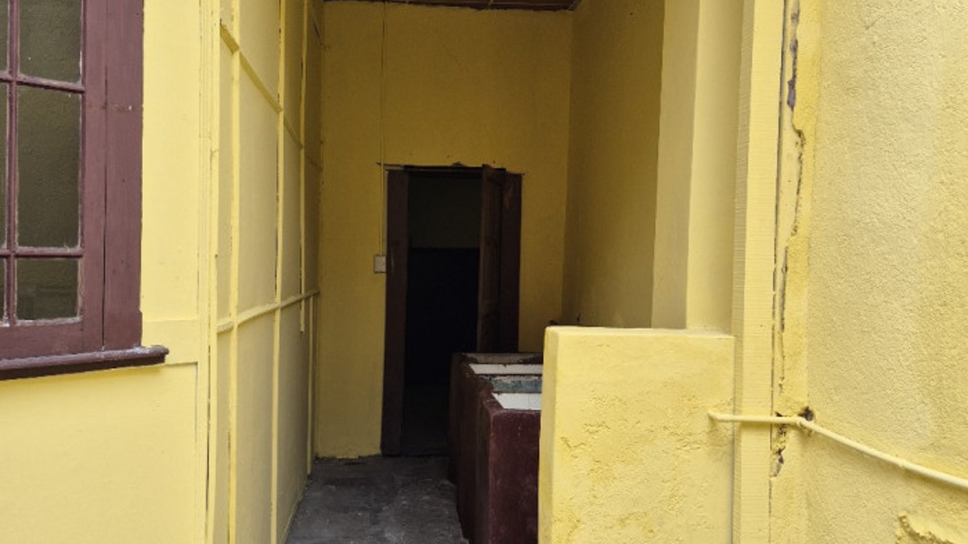Rento Casa Grande para Oficinas o entidades en zona 2 - Miniatura 5