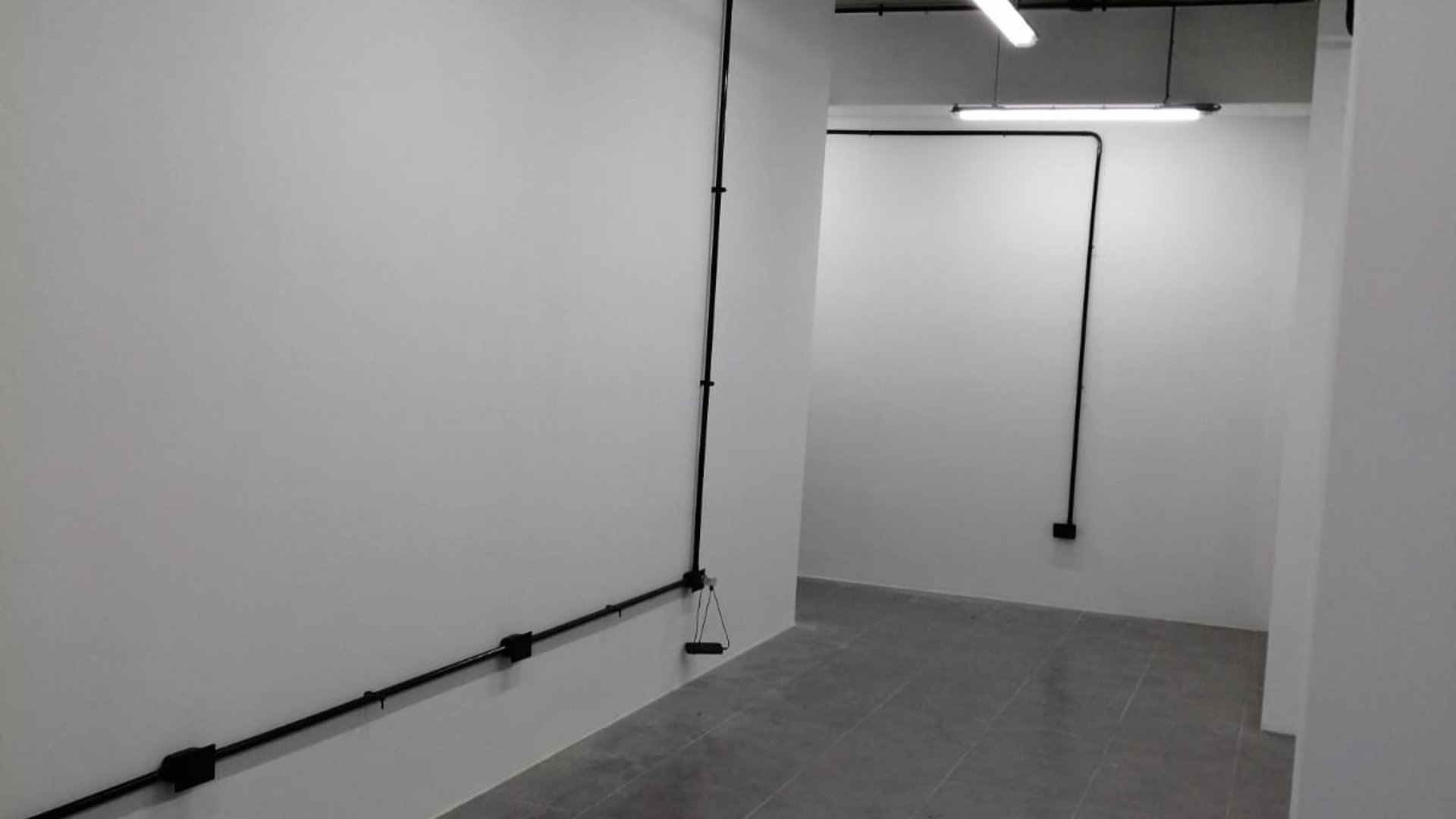 Zona 9 Edificio Nova | Oficina en renta | 40 m² + un parqueo