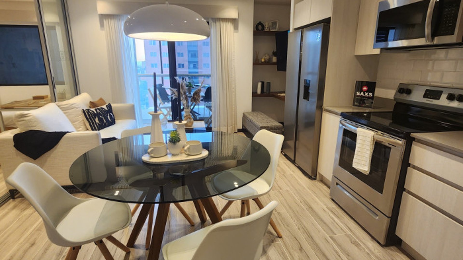 Apartamento venta 1 habitacion NUEVO zona 10 nivel alto - Miniatura 3