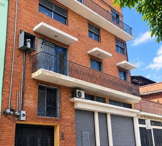 Edificio comercial en venta en zona 1, Ciudad de Guatemala – 4 niveles