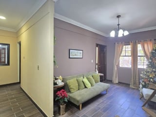 Casa y Apartamentos en Venta Zona 17 Ciudad Guatemala - 2