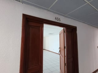 Renta de Oficina en zona Centrica de Guatemala - 3