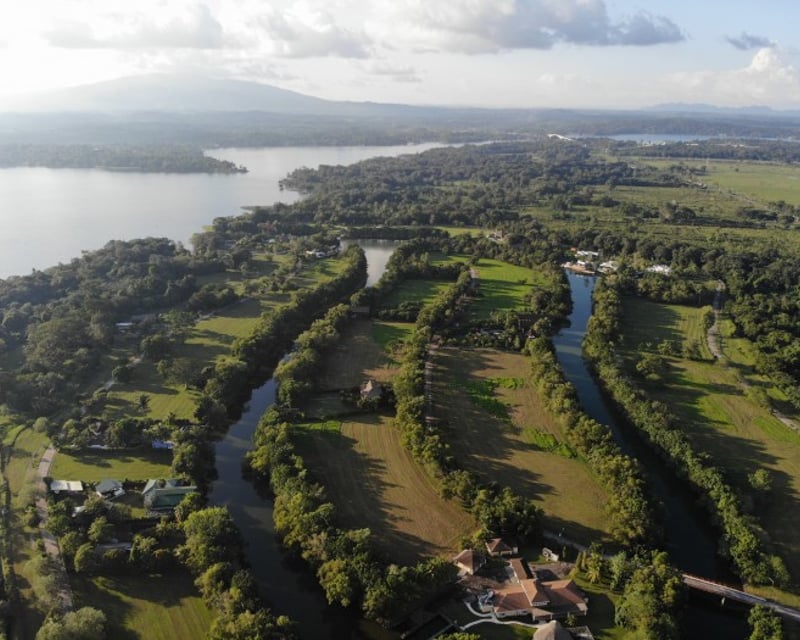 CityMax vende terreno en Izabal Rio Dulce