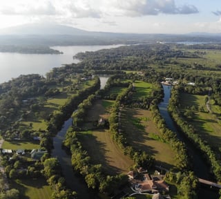 CityMax vende terreno en Izabal Rio Dulce