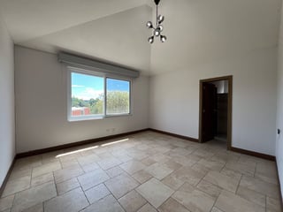 Venta hermosa casa en Km 20 Carr. a Fraijanes, Colinas de Castel (C) - Image 28