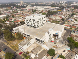 Local comercial en renta en zona 7 Calzada San Juan - 3