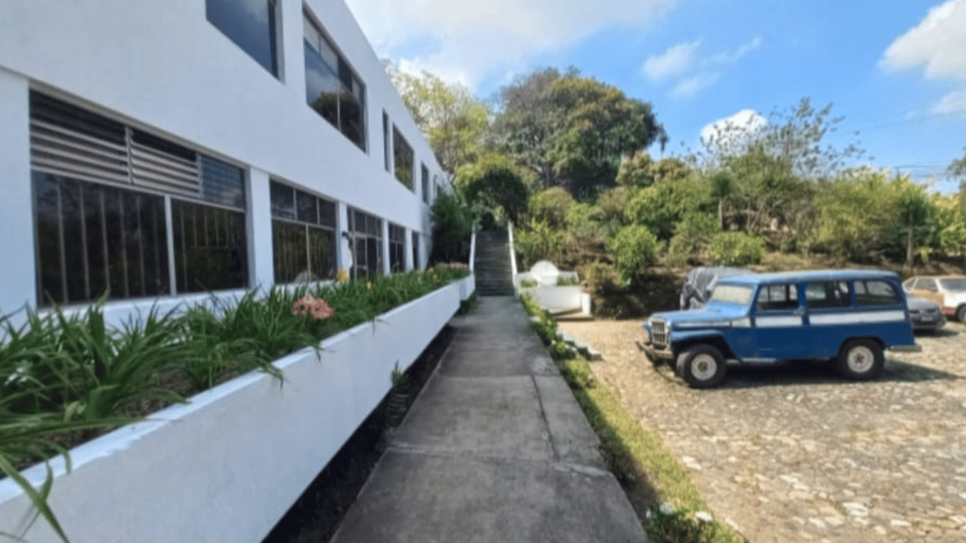 CASA COMERCIAL EN RENTA EN CARRETERA EL SALVADOR - Miniatura 14