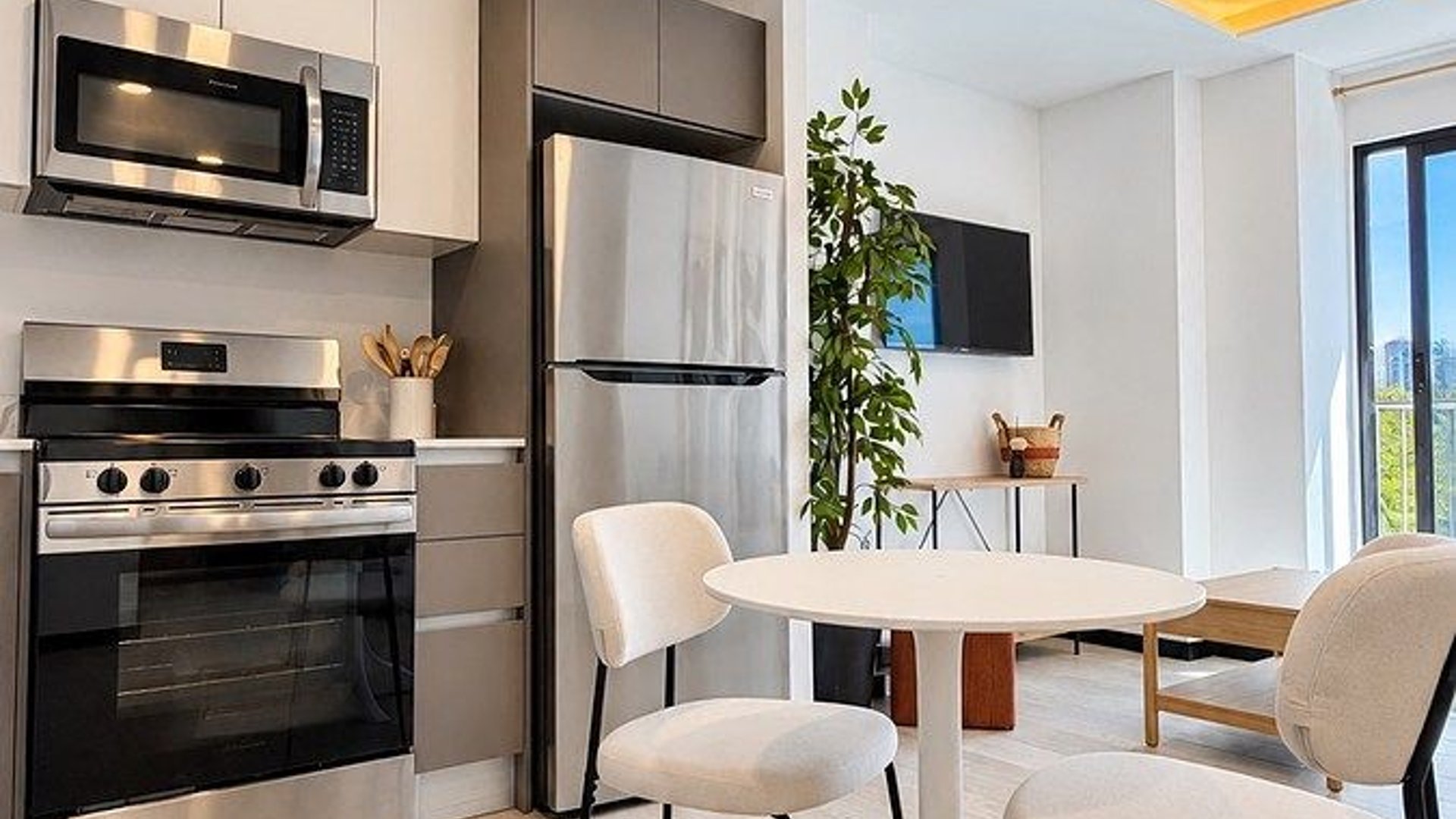 Apartamento amueblado en renta en Edificio Verdú, zona 13