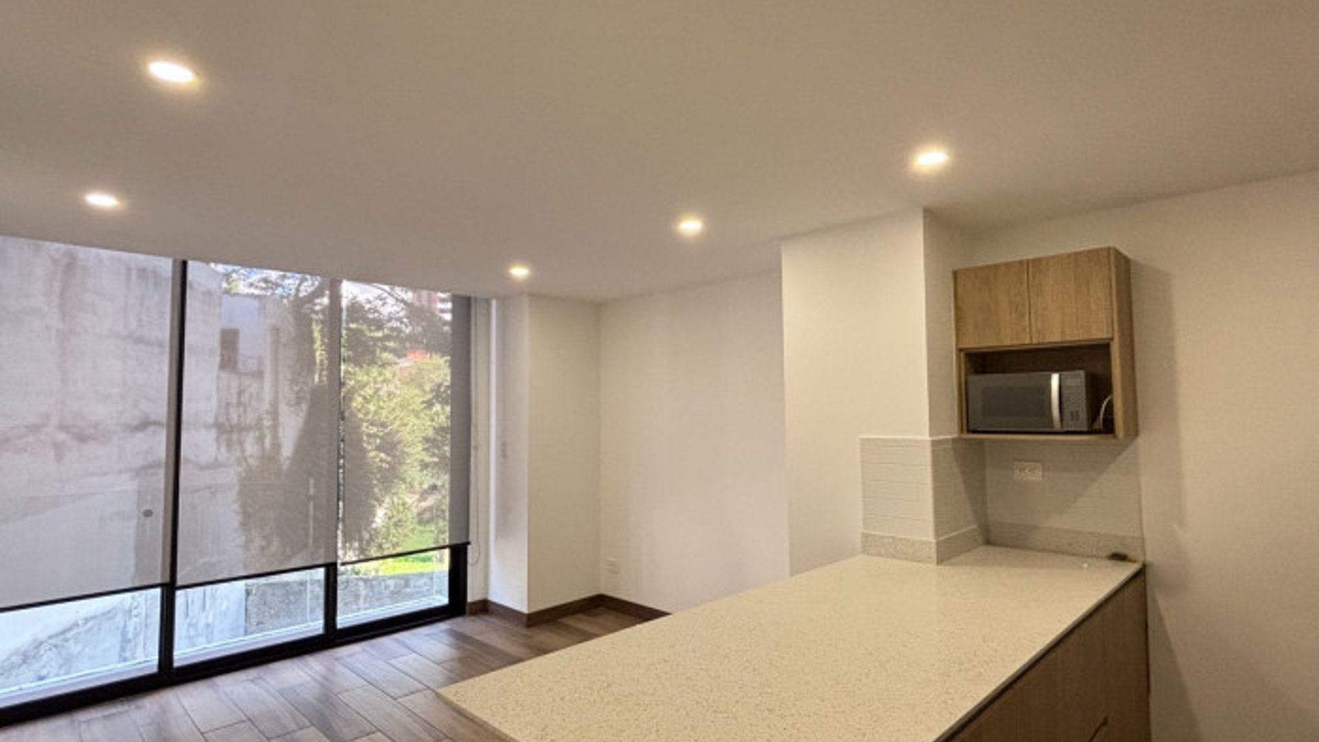 Apartamento en renta en zona 15 Vista Hermosa 1 - Miniatura 4