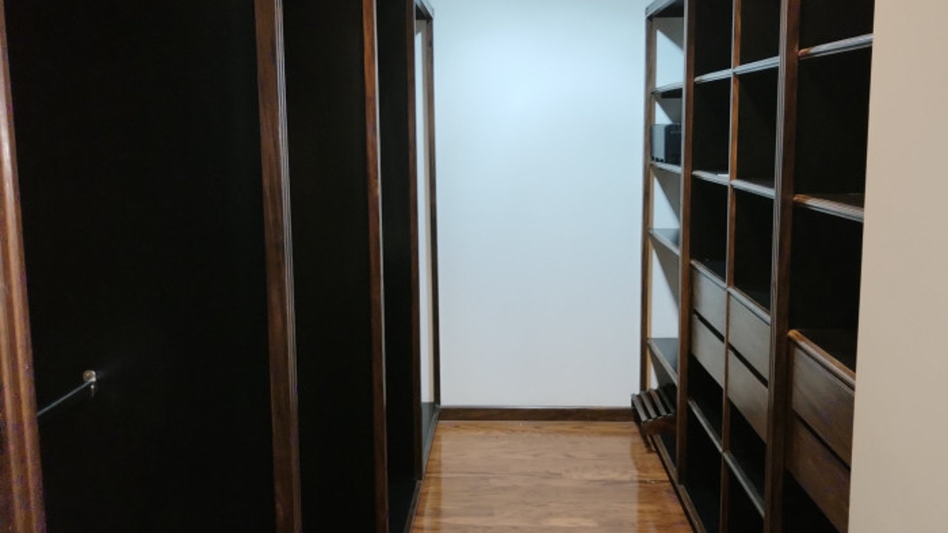 Apartamento en venta zona 10 con 3 habitaciones - Miniatura 17