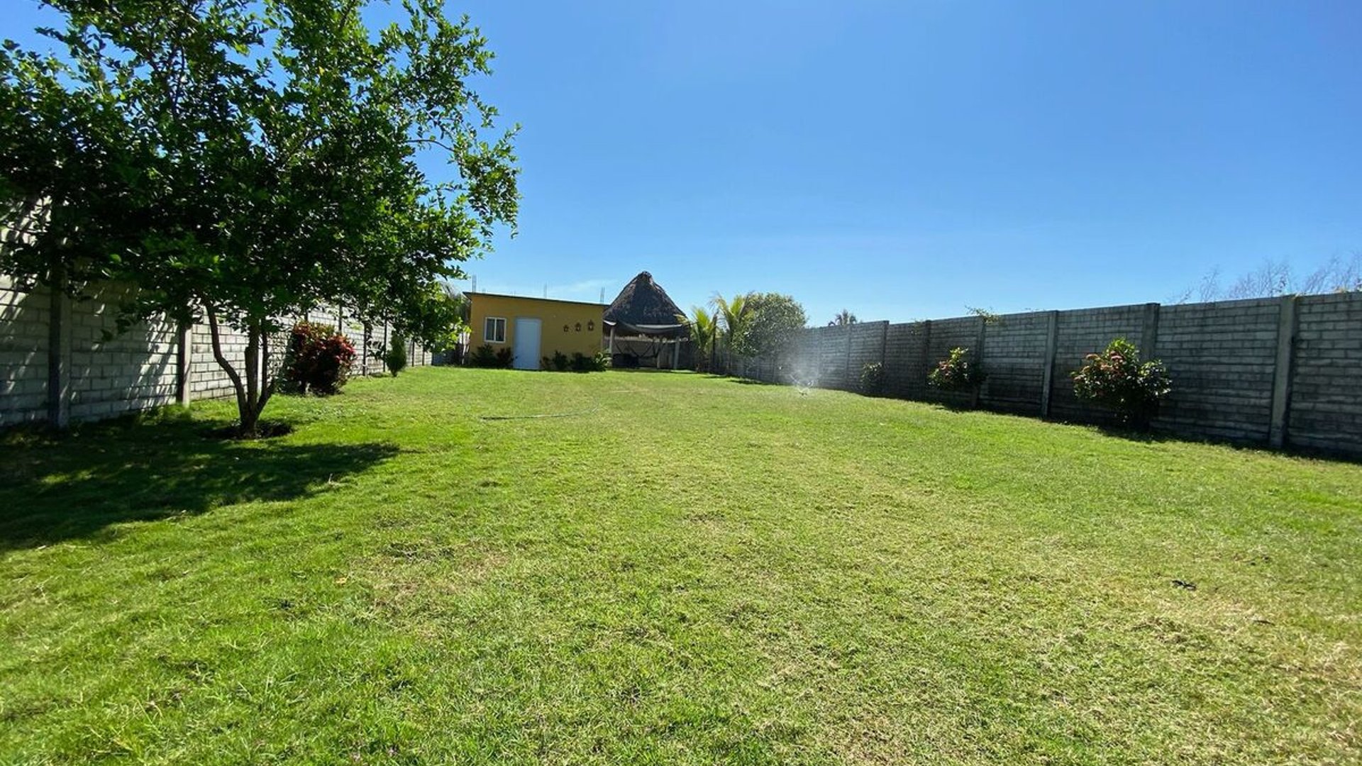 🏡 CASA EN VENTA – MONTERRICO, SANTA ROSA