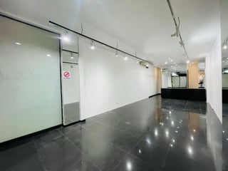 ALQUILER DE LOCAL COMERCIAL 53.11MT2 - LA PRADERA, ZONA 10 - 5