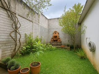 HERMOSA CASA DE LUJO EN VENTA EN SAN BARTOLOMÉ MILPAS ALTAS - Image 7