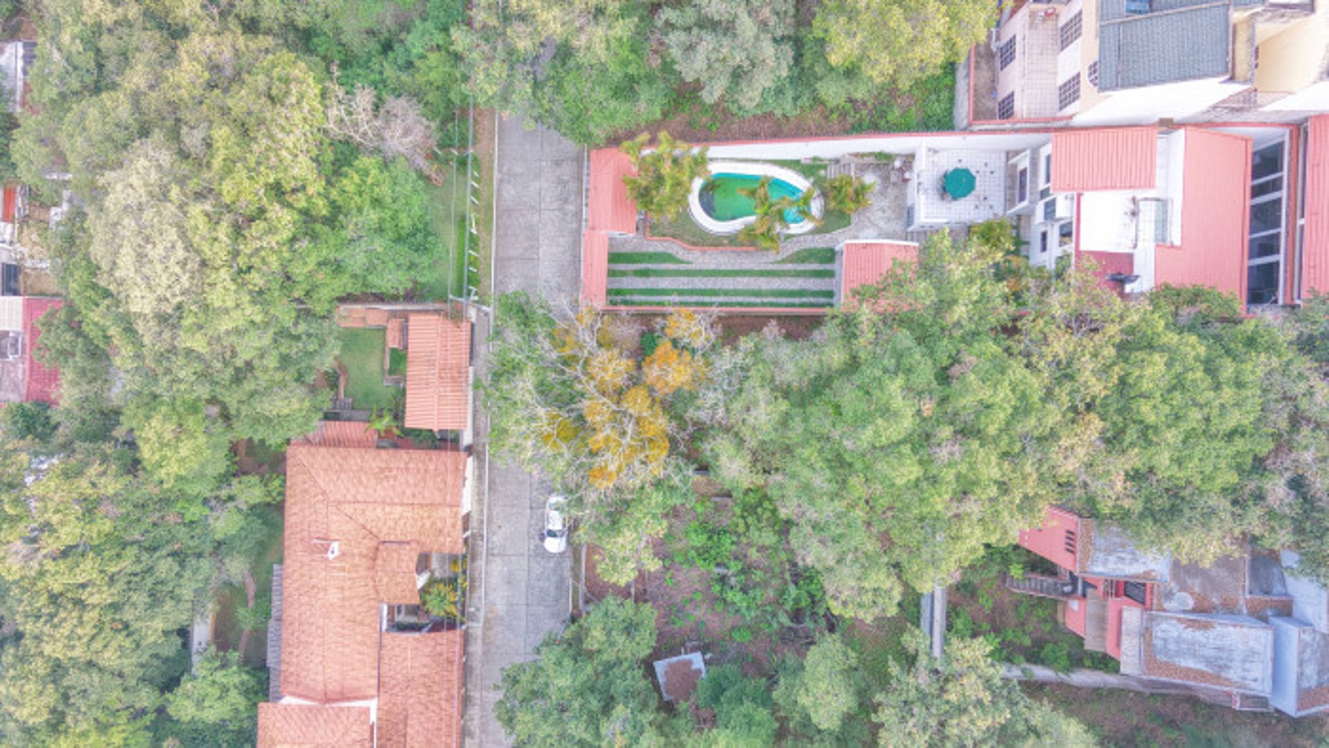 Terreno en Venta en Las Hojarascas Mixco - Miniatura 7