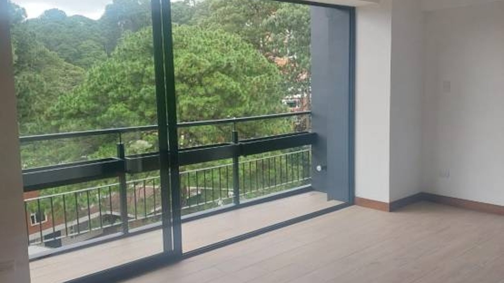 Apartamento en Renta, Zona 16 (R10530)